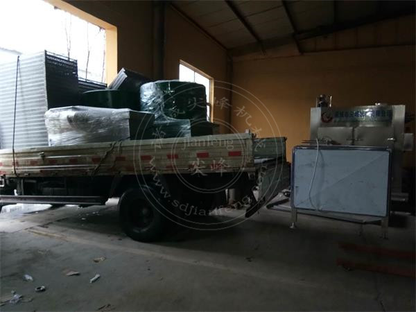 薯類清洗機(jī)