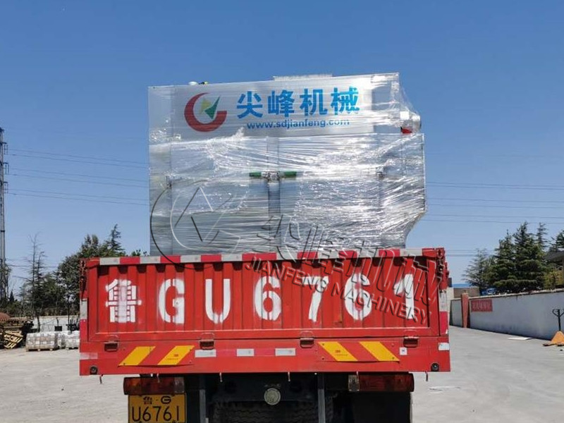 熱風(fēng)烘干箱發(fā)貨