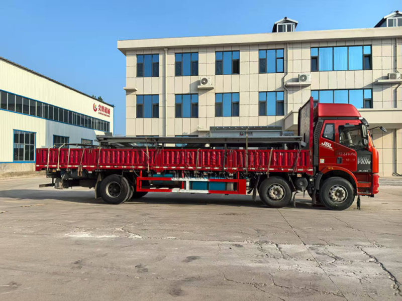 赤峰引進(jìn)專業(yè)芹菜清洗生產(chǎn)線